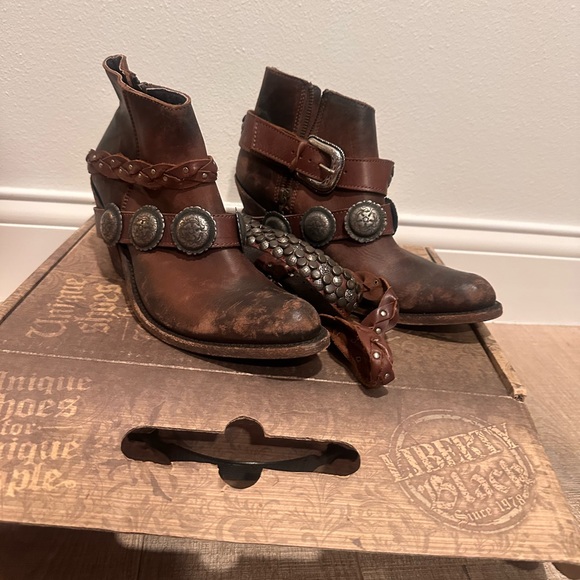 LIBERTY Black Brown Leather Ankle Boots - Picture 2 of 7